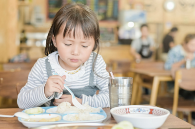 Mengatasi Gangguan Makan pada Anak